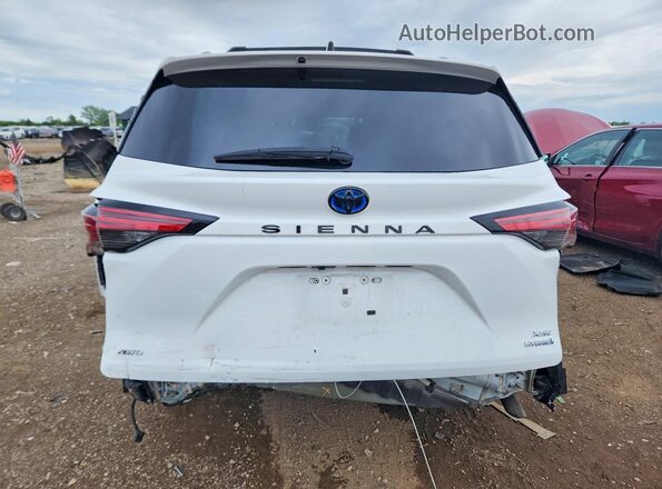 5TDDSKFC6RS136734 2024 TOYOTA SIENNA White Widok z tyłu