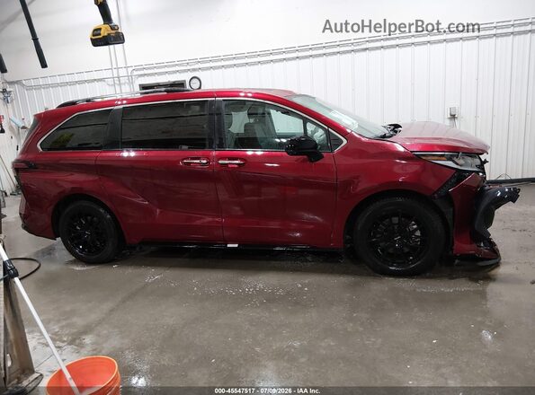 5TDDSKFC7PS085161 2023 TOYOTA SIENNA Burgundy Սալոնի 360 աստիճան տեսք
