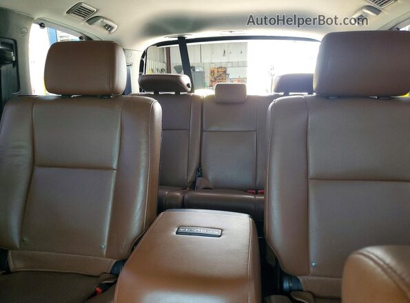 5TDDY5G1XGS145222 2016 TOYOTA SEQUOIA Black Հետևի նստատեղերի տեսք