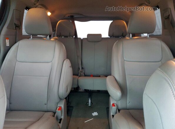 5TDDZ3DC0HS159591 2017 TOYOTA SIENNA Black Rear seats view
