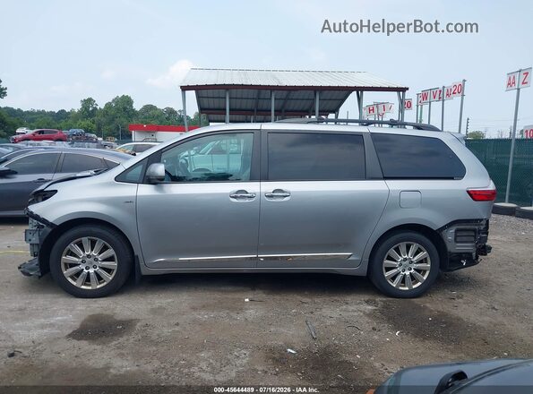 5TDDZ3DC0HS165780 2017 TOYOTA SIENNA Серебряный 