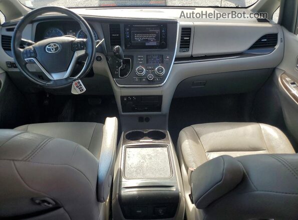 5TDDZ3DC1HS146767 2017 TOYOTA SIENNA Gray წინა პანელის ხედი
