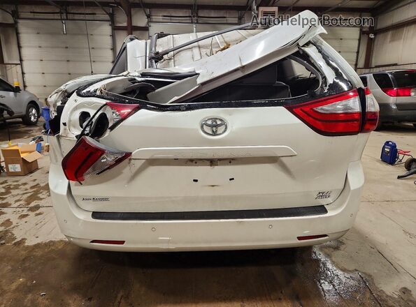 5TDDZ3DC1JS194968 2018 TOYOTA SIENNA White Հետևի տեսք