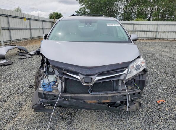 5TDDZ3DC3JS206294 2018 TOYOTA SIENNA Silver Vista frontal