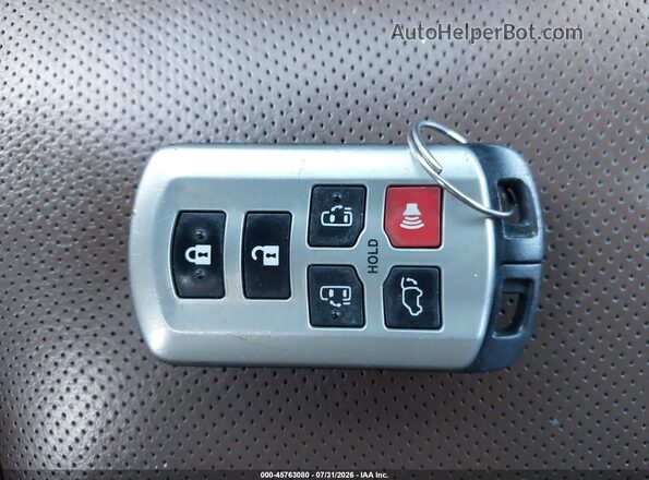 5TDDZ3DC3KS218530 2019 TOYOTA SIENNA White Вид панелі приладів