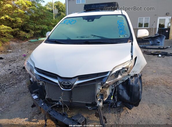 5TDDZ3DC3KS218530 2019 TOYOTA SIENNA White Вид задньої частини салону