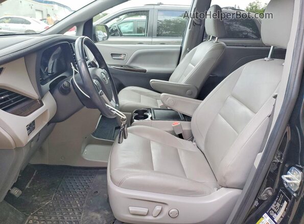 5TDDZ3DC5LS228722 2020 TOYOTA SIENNA Black Widok wnętrza z przodu