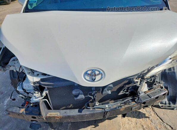 5TDDZ3DC6HS160034 2017 TOYOTA SIENNA White Շարժիչի բաժամունքի տեսք