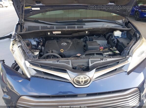 5TDDZ3DC7KS221026 2019 TOYOTA SIENNA Blue Вид ззаду