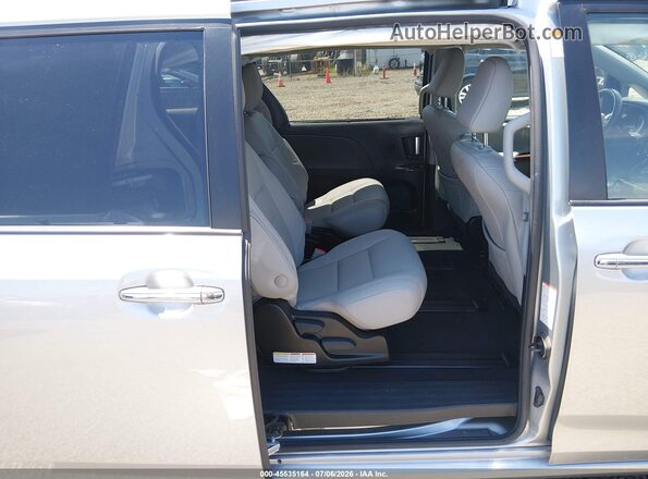 5TDDZ3DC7KS227375 2019 TOYOTA SIENNA Silver Вид наклейки з VIN-кодом