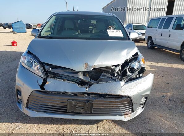 5TDDZ3DC8LS251170 2020 TOYOTA SIENNA Silver Widok zestawu wskaźników