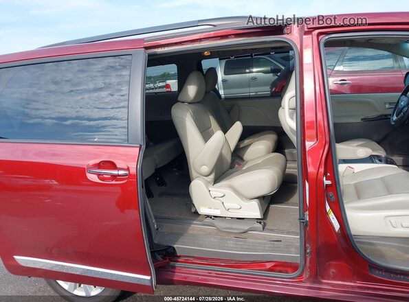 5TDDZ3DC9HS161064 2017 TOYOTA SIENNA Red VIN sticker view