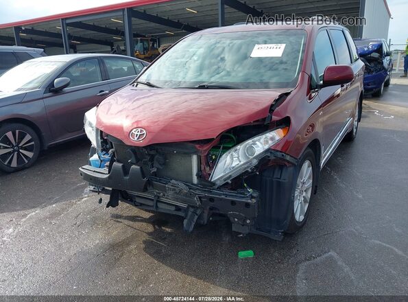 5TDDZ3DC9HS161064 2017 TOYOTA SIENNA Red Front view