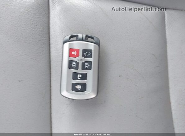 5TDDZ3DC9HS180343 2017 TOYOTA SIENNA White წინა პანელის ხედი
