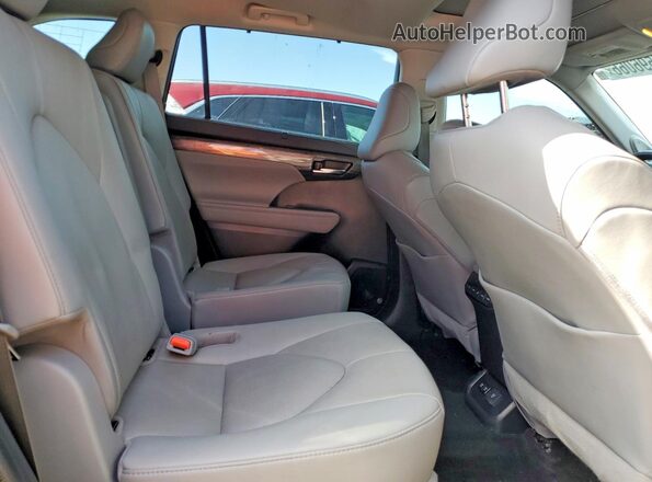 5TDDZRBH0LS013301 2020 TOYOTA HIGHLANDER Blue Widok wnętrza z tyłu