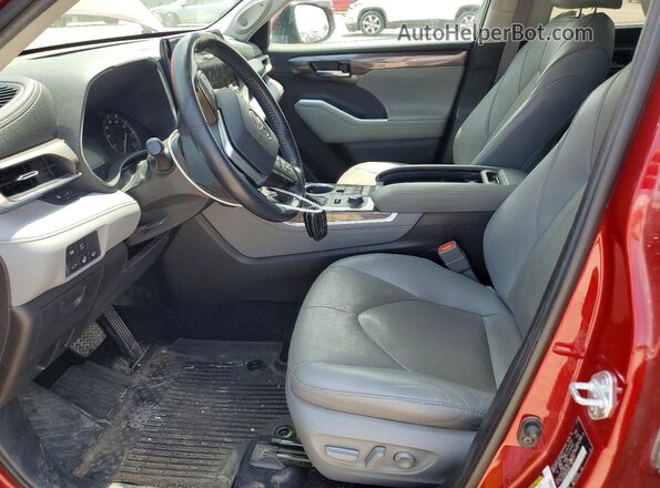 5TDDZRBH5MS525928 2021 TOYOTA HIGHLANDER Красный Вид салона спереди