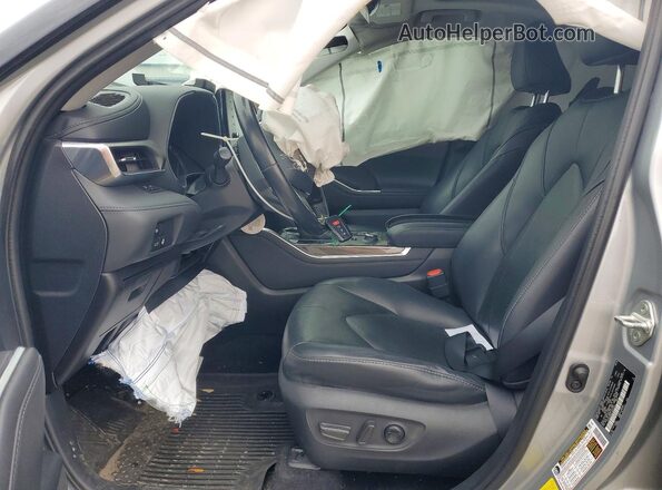 5TDDZRBH7LS031231 2020 TOYOTA HIGHLANDER Silver წინა სალონის ხედი