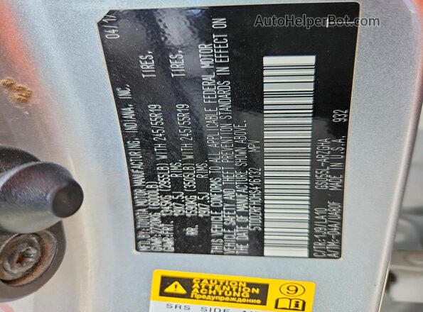 5TDDZRFH0HS416132 2017 TOYOTA HIGHLANDER Silver Engine compartment view