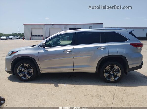 5TDDZRFH2HS435247 2017 TOYOTA HIGHLANDER Beige უკანა ხედი