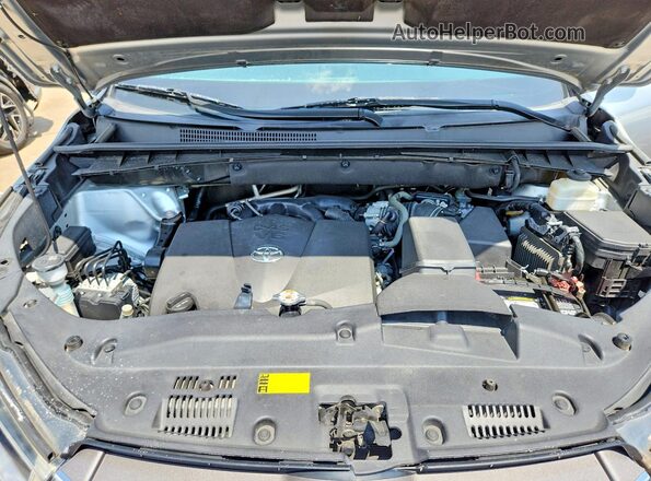 5TDDZRFH2KS927008 2019 TOYOTA HIGHLANDER Silver Engine compartment view