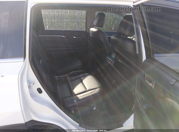 5TDDZRFH3JS880375 2018 TOYOTA HIGHLANDER White Widok naklejki z numerem VIN