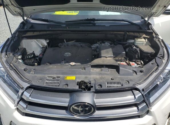 5TDDZRFH3JS882353 2018 TOYOTA HIGHLANDER White Vista del compartimento del motor