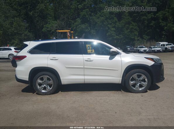 5TDDZRFH3JS894325 2018 TOYOTA HIGHLANDER White Вид задньої частини салону