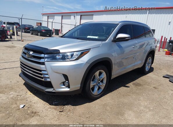 5TDDZRFH4HS397326 2017 TOYOTA HIGHLANDER Gray Vista tres cuartos delantera izquierda