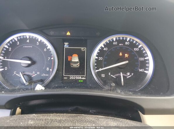5TDDZRFH4HS410253 2017 TOYOTA HIGHLANDER White Vista de los asientos traseros
