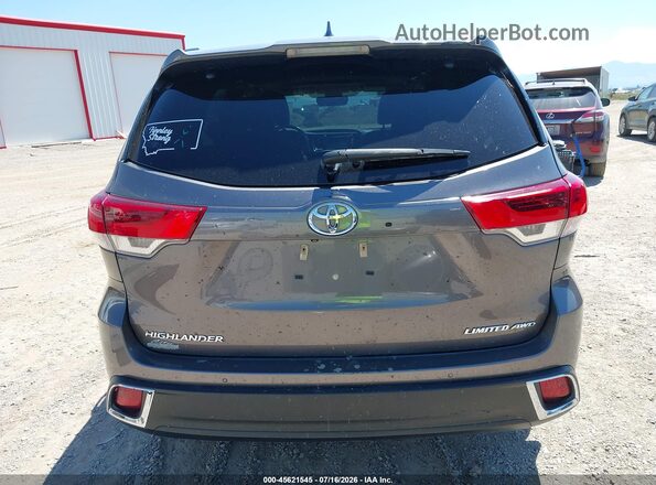 5TDDZRFH4JS910628 2018 TOYOTA HIGHLANDER Gray 