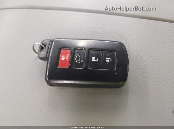 5TDDZRFH6HS420167 2017 TOYOTA HIGHLANDER White Widok deski rozdzielczej