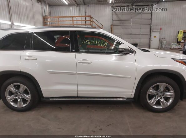 5TDDZRFH6HS420167 2017 TOYOTA HIGHLANDER White Widok wnętrza z tyłu
