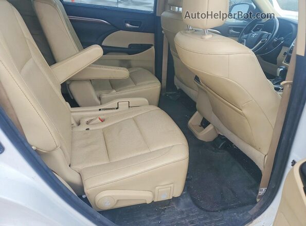 5TDDZRFH6HS465545 2017 TOYOTA HIGHLANDER White Widok wnętrza z tyłu