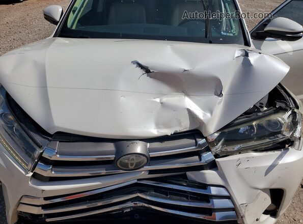 5TDDZRFH6JS861805 2018 TOYOTA HIGHLANDER White Vista del compartimento del motor