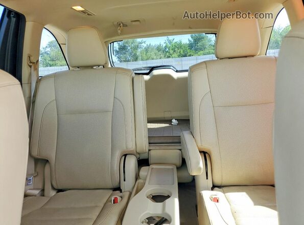 5TDDZRFH6JS861805 2018 TOYOTA HIGHLANDER White Vista de los asientos traseros