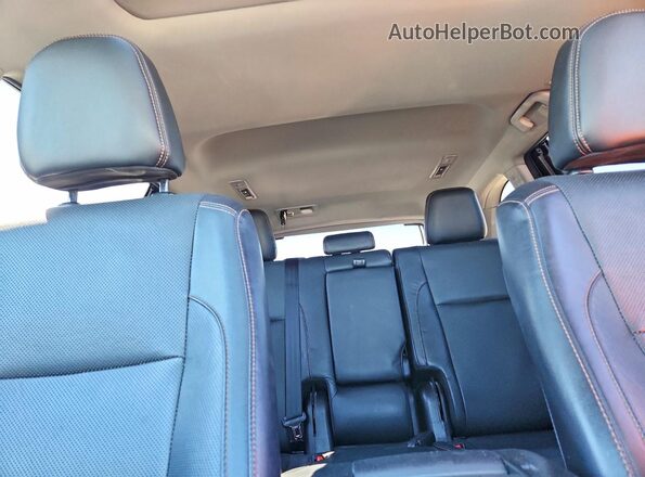 5TDDZRFH7JS855477 2018 TOYOTA HIGHLANDER Gray Вид задніх сидінь