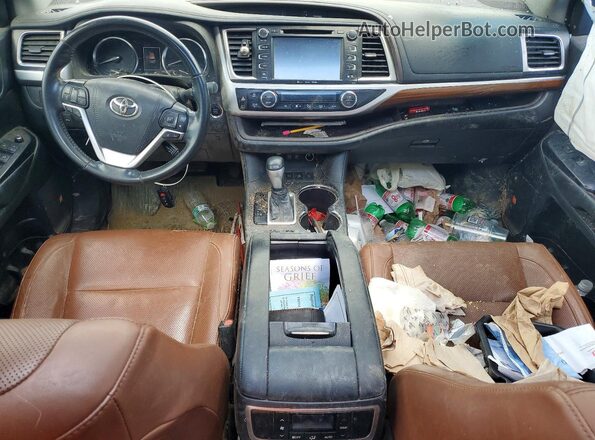 5TDDZRFH7JS907156 2018 TOYOTA HIGHLANDER White Dashboard view