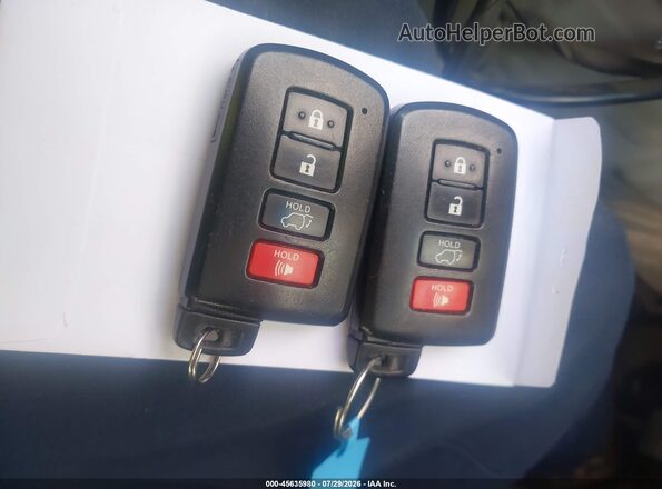 5TDDZRFH9HS456418 2017 TOYOTA HIGHLANDER Silver Widok deski rozdzielczej