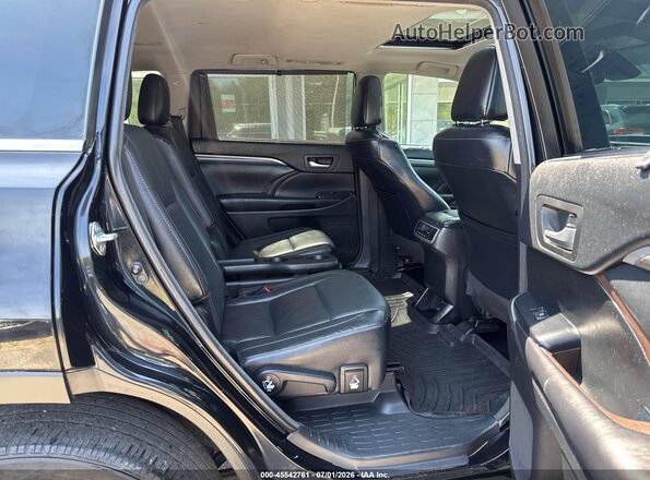 5TDDZRFH9HS465555 2017 TOYOTA HIGHLANDER Black Вид наклейки з VIN-кодом