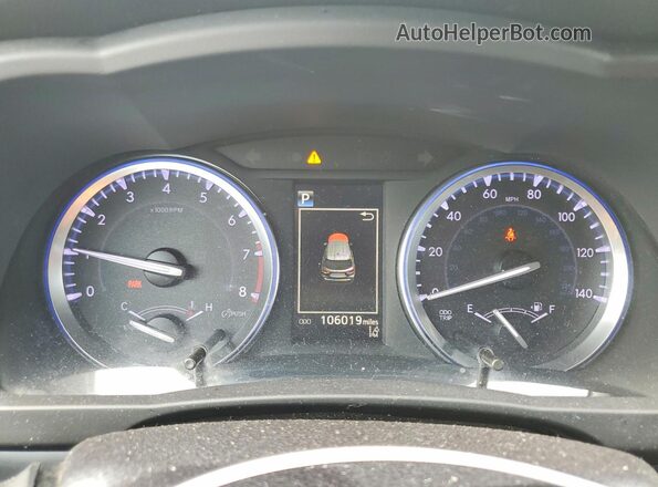 5TDDZRFH9JS888013 2018 TOYOTA HIGHLANDER White Սարքավորումների վահանակի տեսք