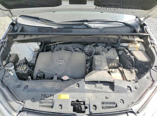 5TDDZRFH9JS888013 2018 TOYOTA HIGHLANDER White Շարժիչի բաժամունքի տեսք