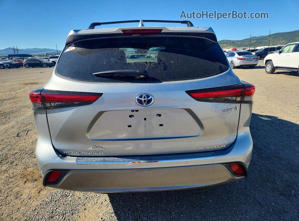 5TDEBRCH2PS594300 2023 TOYOTA HIGHLANDER Silver Вид ззаду
