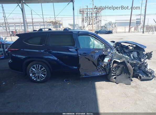 5TDEBRCH2SS689920 2025 TOYOTA HIGHLANDER HYBRID Blue Вид задньої частини салону
