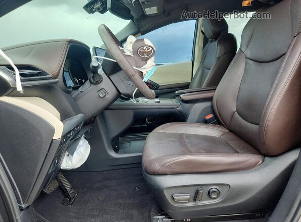 5TDERKEC0NS085050 2022 TOYOTA SIENNA Gray Front interior view