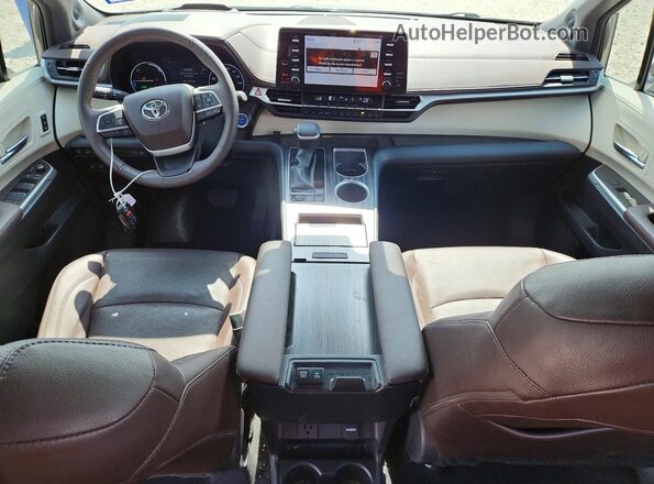 5TDERKEC7PS164928 2023 TOYOTA SIENNA Gray Widok deski rozdzielczej