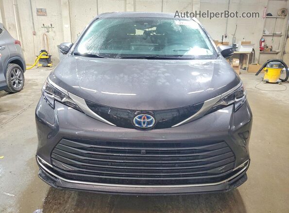 5TDESKFC0SS210689 2025 TOYOTA SIENNA Gray Front view