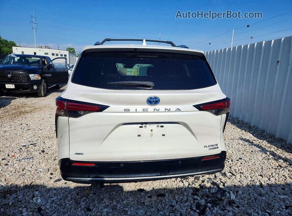 5TDESKFC1RS108988 2024 TOYOTA SIENNA White Հետևի տեսք