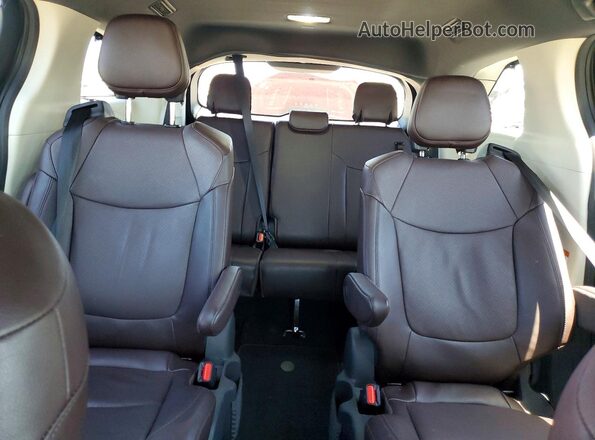 5TDESKFC4PS108013 2023 TOYOTA SIENNA Gray Rear seats view