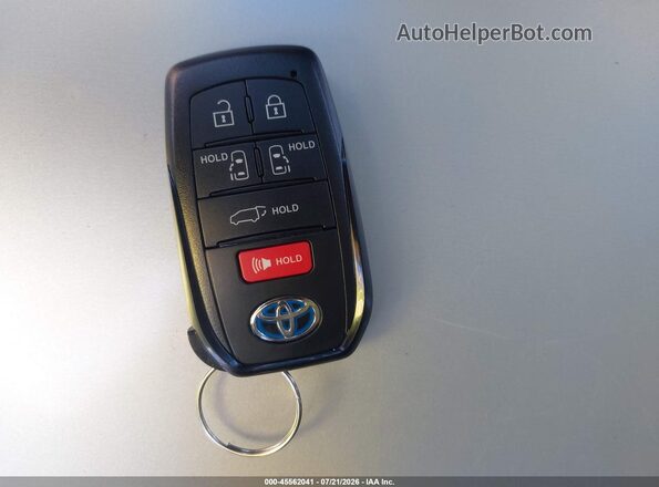 5TDESKFC4TS237086 2026 TOYOTA SIENNA White Առջևի վահանակի տեսք