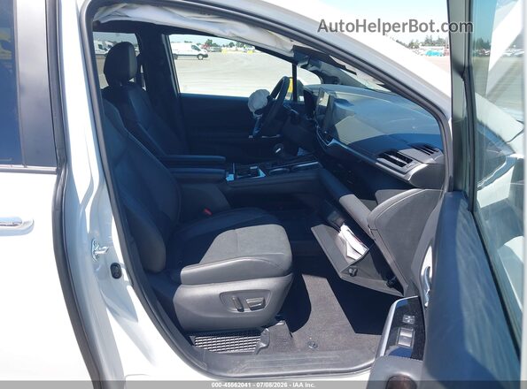 5TDESKFC4TS237086 2026 TOYOTA SIENNA White Սալոնի դիմացի տեսք